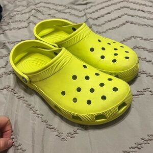 Size 14 men’s neon yellow crocs